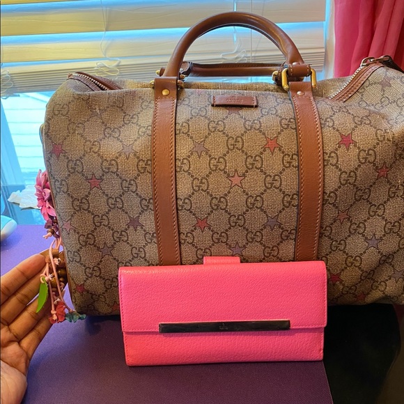 Gucci Handbags - Gucci Boston Satchel